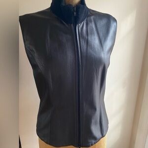 Folio Saks Fifth Avenue Leather/Wool/Cashmere/Silk Stylish Vest- size Medium